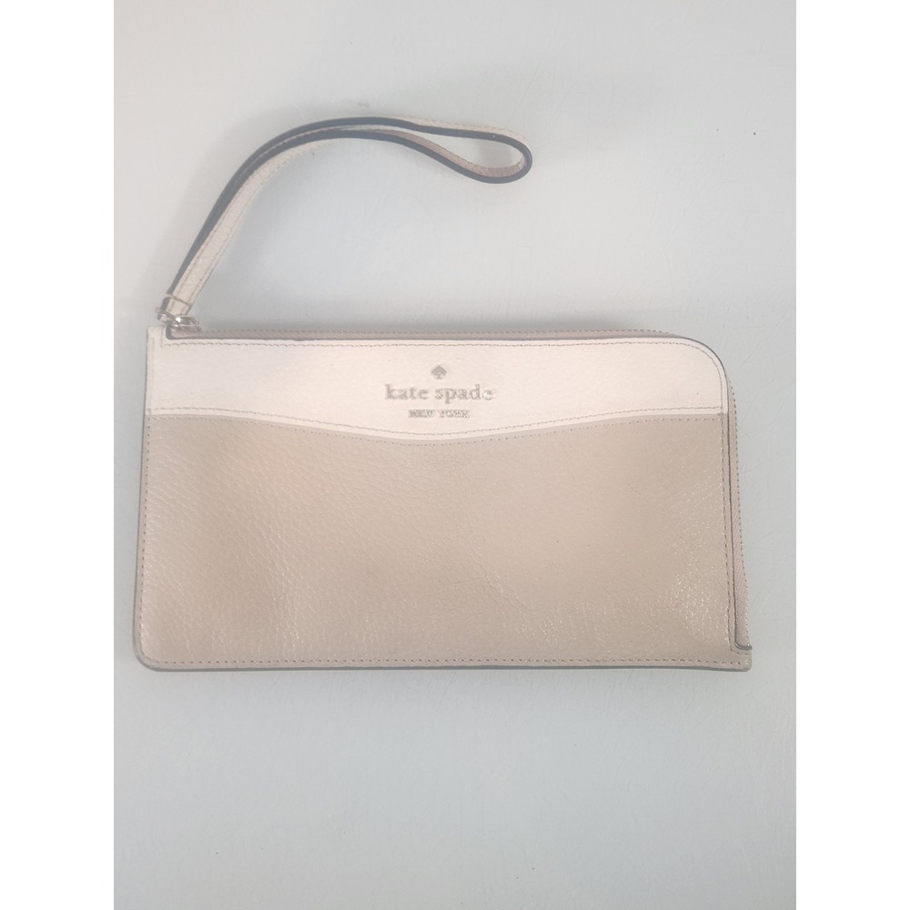 Kate Spade Pebble Leather Medium L Zip Wristlet~light Sand/pebble